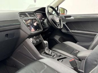 Volkswagen Tiguan 2.0 Tiguan SEL TDI BlueMotion Technology 4Motion Semi-Auto 4WD 5