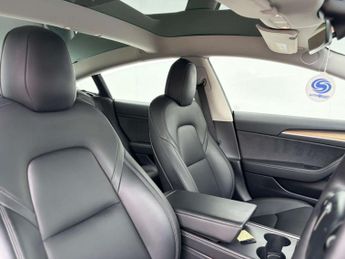 TESLA MODEL 3 Model 3 Performance AWD 4WD 4dr