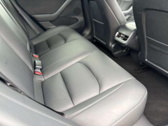 TESLA MODEL 3 Model 3 Performance AWD 4WD 4dr