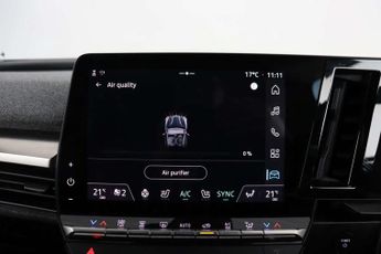 Renault Megane E-Tech 60kWh iconic Hatchback 5dr Electric Auto (optimum charge) (220 p