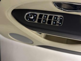 BENTLEY BENTAYGA 4.0 Bentayga V8 Auto 4WD 5dr
