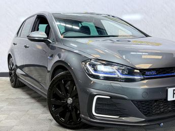 VOLKSWAGEN GOLF 1.4 Golf GTE Advance Semi-Auto 5dr