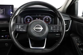 Nissan Qashqai 1.3 DIG-T MHEV N-Connecta SUV 5dr Petrol Hybrid Manual Euro 6 (s