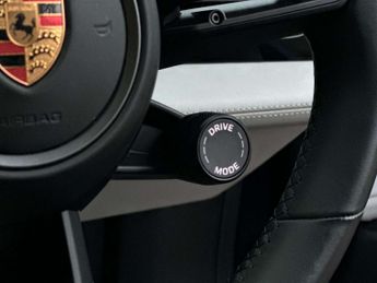 PORSCHE TAYCAN Taycan T S 4WD 4dr