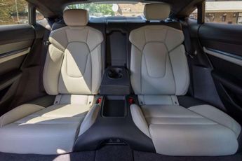 PORSCHE TAYCAN Taycan T S 4WD 4dr