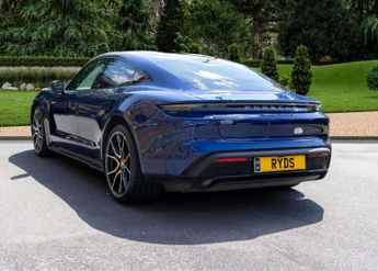 PORSCHE TAYCAN Taycan T S 4WD 4dr