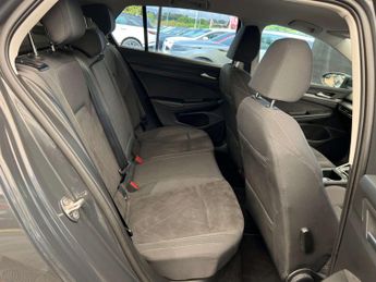VOLKSWAGEN GOLF 1.4 Golf Style TSi E-Hybrid Semi-Auto 5dr