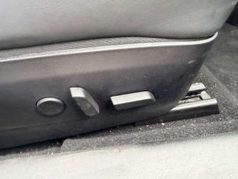 TESLA MODEL 3 Model 3 Standard Range + 4dr