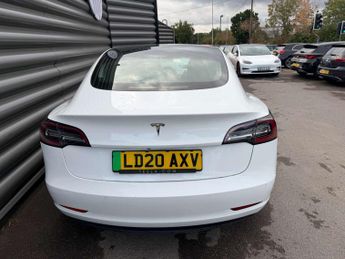 TESLA MODEL 3 Model 3 Standard Range + 4dr