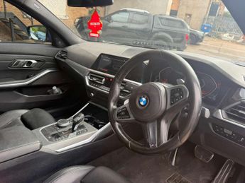 BMW 3 SERIES 2.0 320d M Sport Auto 4dr