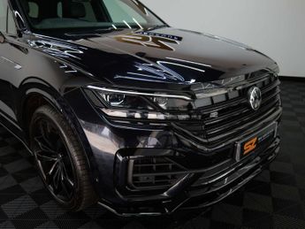 VOLKSWAGEN TOUAREG 3.0 Touareg V6 Black Edition TSi Auto 4WD 5dr