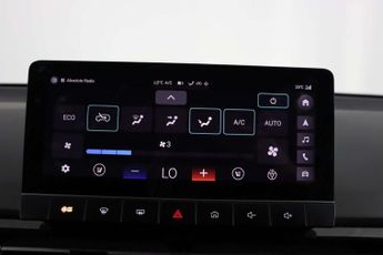 MG MG4 64kWh Trophy Long Range Hatchback 5dr Electric Auto (203 ps)