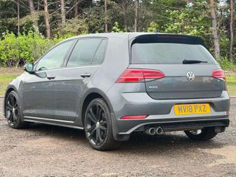 Volkswagen Golf 2.0 TDI GTD Hatchback 5dr Diesel DSG Euro 6 (s/s) (184 ps)