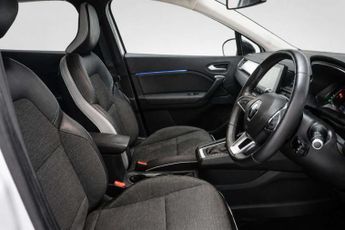 RENAULT CAPTUR 1.3 TCe S Edition SUV 5dr Petrol EDC Euro 6 (s/s) (140 ps)