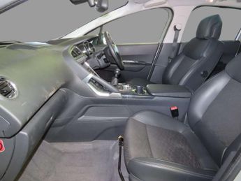 PEUGEOT 3008 2.0 3008 Allure HDi 5dr