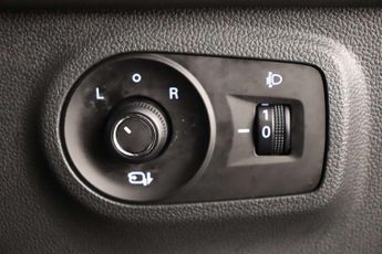 MG MG ZS 72.6kWh Trophy Long Range SUV 5dr Electric Auto (156 ps)