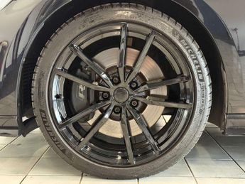 Volkswagen GOLF 2.0 Golf R TSi Semi-Auto 4WD 5dr