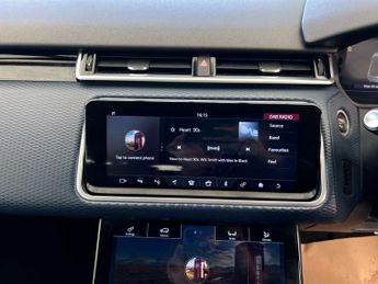 LAND ROVER RANGE ROVER VELAR 2.0 Range Rover Velar R-Dynamic SE D180 Auto 4WD 5dr