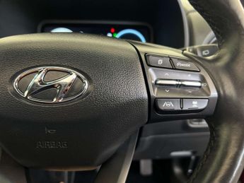 HYUNDAI KONA 1.6 Kona Ultimate GDi HEV Semi-Auto 5dr