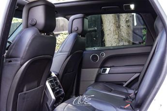 Land Rover Range Rover Sport 2.0 Range Rover Sport HSE Silver P400e Auto 4WD 5dr