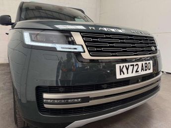 Land Rover Range Rover 3.0 D300 MHEV SE SUV 5dr Diesel Auto 4WD Euro 6 (s/s) (300 ps)
