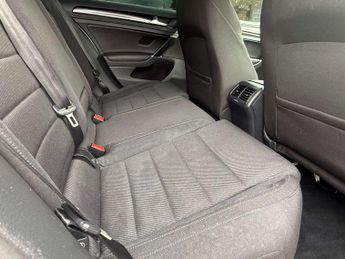 Volkswagen Golf 2.0 TSI R Hatchback 5dr Petrol DSG 4Motion Euro 6 (s/s) (300 ps)