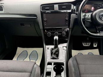 Volkswagen Golf 2.0 TSI R Hatchback 5dr Petrol DSG 4Motion Euro 6 (s/s) (300 ps)