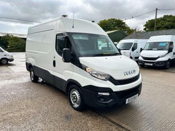 Iveco Daily 2.3 TD 12V 35S 3520 (Business) Panel Van 5dr Diesel Manual L2 (1