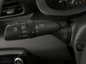 Toyota Yaris 1.5 VVT-h Icon Hatchback 5dr Petrol Hybrid E-CVT Euro 6 (s/s) (1