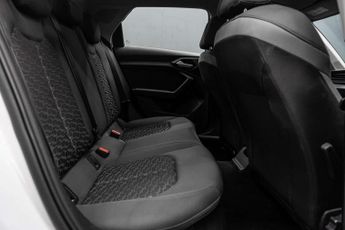 AUDI A1 1.0 A1 Sportback 30 TFSI Sport Semi-Auto 5dr