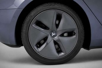TESLA MODEL 3 (Dual Motor) Long Range Saloon 4dr Electric Auto 4WDE (346 ps)