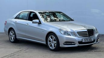 Mercedes E Class 2.1 E220 BlueEfficiency AvantGarde CDi Auto 4dr