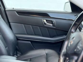 Mercedes-Benz E-CLASS 2.1 E220 BlueEfficiency AvantGarde CDi Auto 4dr