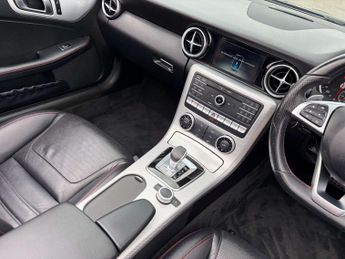 Mercedes-Benz SLC 2.0 SLC 200 AMG Line Auto 2dr