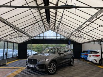 Jaguar F-Pace 2.0 F-PACE R-Sport AWD D Auto 4WD 5dr