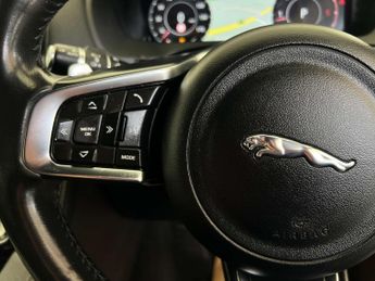JAGUAR F-PACE 2.0 F-PACE R-Sport AWD D Auto 4WD 5dr