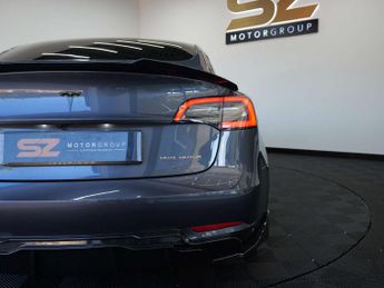 Tesla Model 3 Model 3 Performance AWD 4WD 4dr