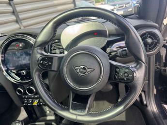 MINI HATCH Cooper S Electric Level 3 3dr