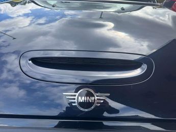 MINI HATCH Cooper S Electric Level 3 3dr