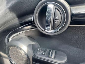 MINI HATCH Cooper S Electric Level 3 3dr
