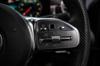 MERCEDES-BENZ A-CLASS 1.3 A 250 AMG Line Premium E Auto 5dr