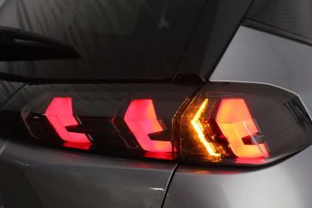 Peugeot E-2008 50kWh GT SUV 5dr Electric Auto (7kW Charger) (136 ps)