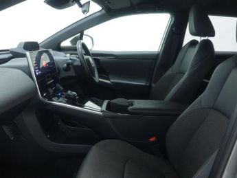 TOYOTA BZ4X 71.4kWh Motion SUV 5dr Electric Auto (11kW OBC) (204 ps)
