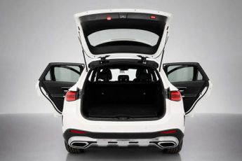 MERCEDES-BENZ GLC 2.0 GLC300e 31.2kWh AMG Line SUV 5dr Petrol Plug-in Hybrid G-Tro