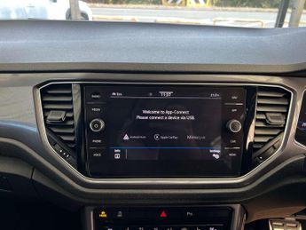 VOLKSWAGEN T-ROC 1.5 T-Roc R-Line TSi Evo Semi-Auto 5dr
