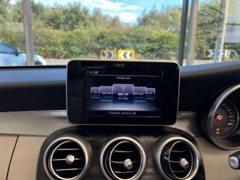 MERCEDES-BENZ C-CLASS 2.1 C 220 AMG Line Premium D Auto 2dr