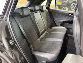 VOLKSWAGEN ID.4 ID4 Life 5dr