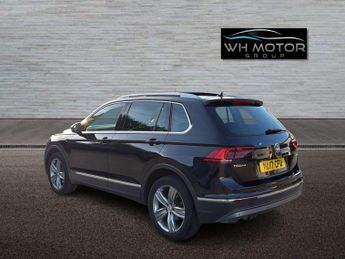 VOLKSWAGEN TIGUAN 2.0 Tiguan SEL TDI BlueMotion Technology 4Motion Semi-Auto 4WD 5