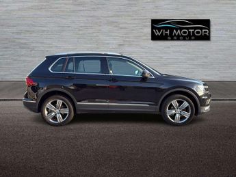 VOLKSWAGEN TIGUAN 2.0 Tiguan SEL TDI BlueMotion Technology 4Motion Semi-Auto 4WD 5