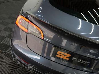 Tesla Model 3 Model 3 Performance AWD 4WD 4dr